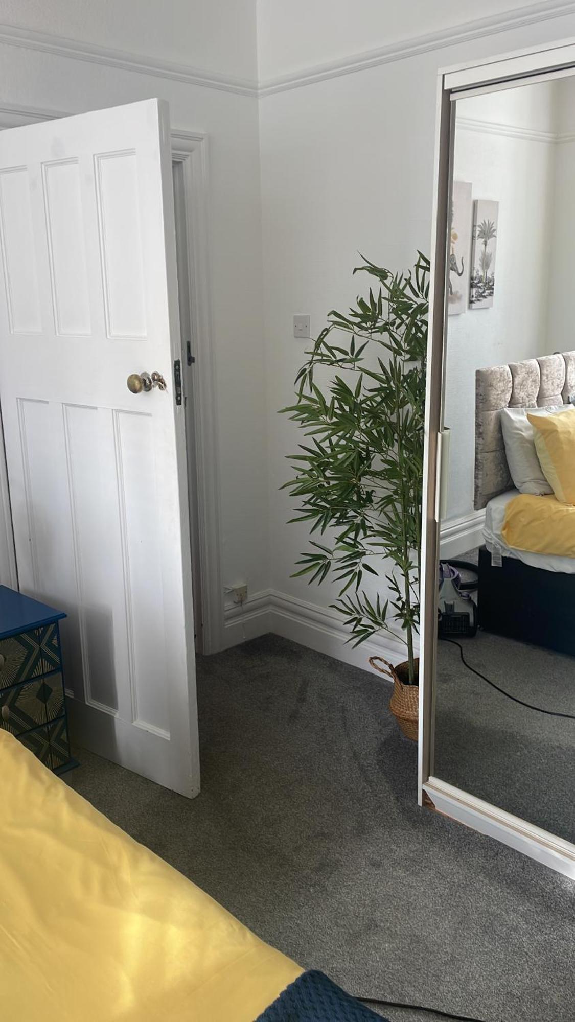 Right By Leigh Broadway Private Garden Large Ground Fl Apt Southend-on-Sea Extérieur photo