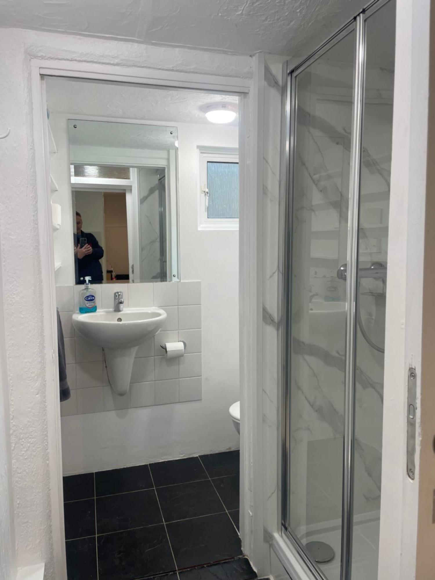Right By Leigh Broadway Private Garden Large Ground Fl Apt Southend-on-Sea Extérieur photo