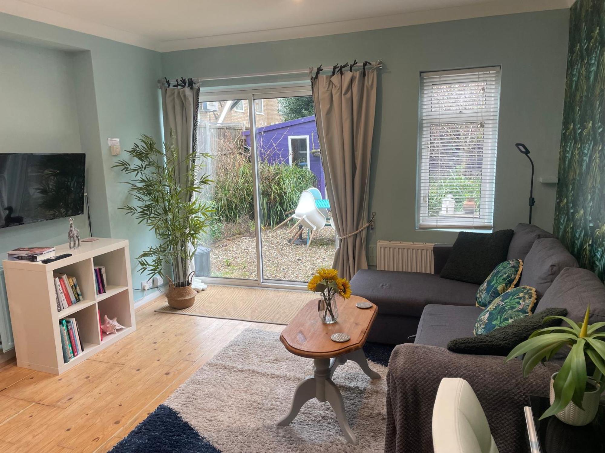 Right By Leigh Broadway Private Garden Large Ground Fl Apt Southend-on-Sea Extérieur photo